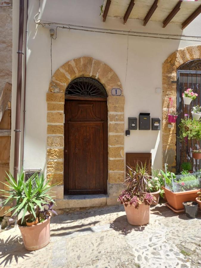 Balcone Delle Mura Cefalù Exteriör bild